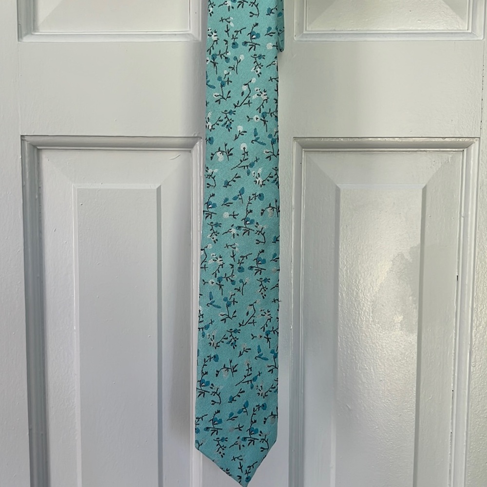 Tie for sale (never worn)